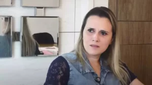 Esposa de Robinho se pronuncia sobre condenação: “ele é inocente”