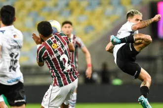 Fluminense e Grêmio empatam em duelo emocionante no Maracanã