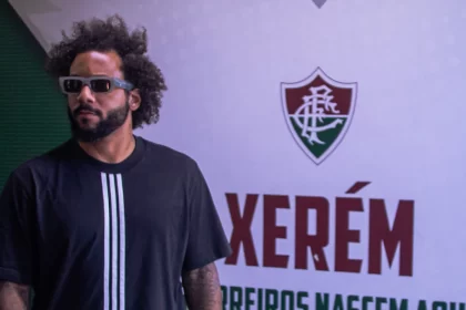 Marcelo deixa o Fluminense após conflito com Mano Menezes