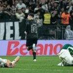 Corinthians vence Derby contra Palmeiras e respira no Brasileirão