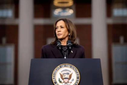 Kamala Harris em discurso reconhecendo sua derrota para Donald Trump nas eleições americanas