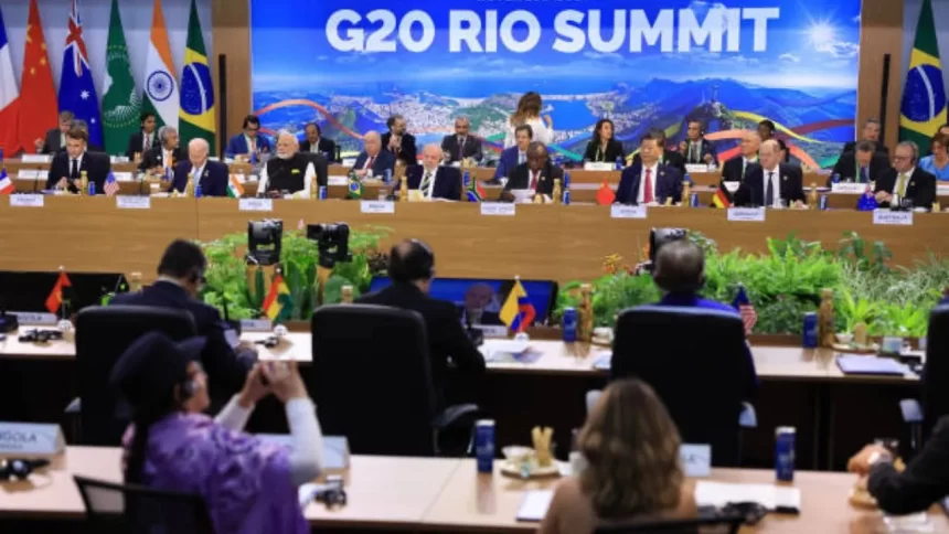 Chefes de estado reunidos no G20 na 1° reunião da Segunda-Feira(18)