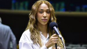 Erika Hilton exige investigação de Ana Paula Minerato por injúria racial