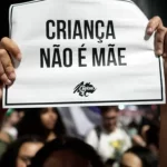 Criança não é mãe