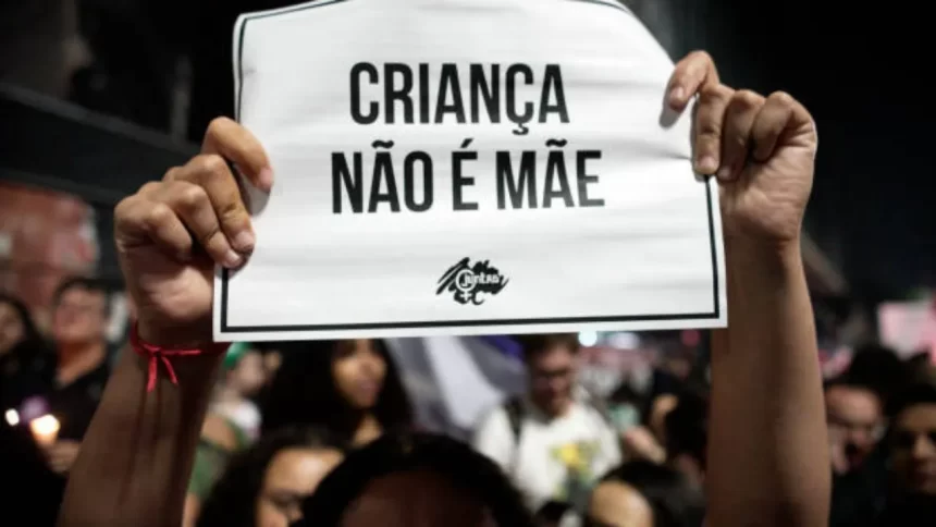 Criança não é mãe