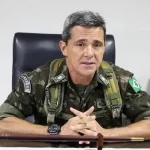 Golpe de Estado no Brasil envolvia uso de equipamento de guerra.