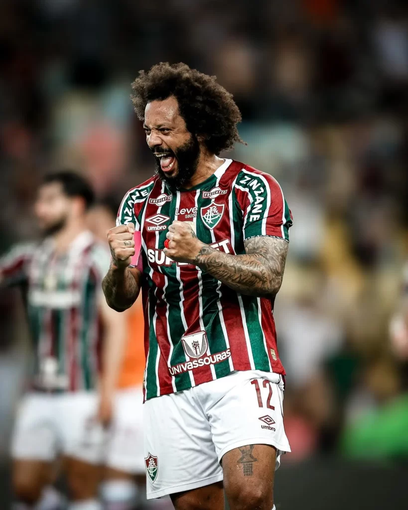 Fluminense rescinde contrato com Marcelo