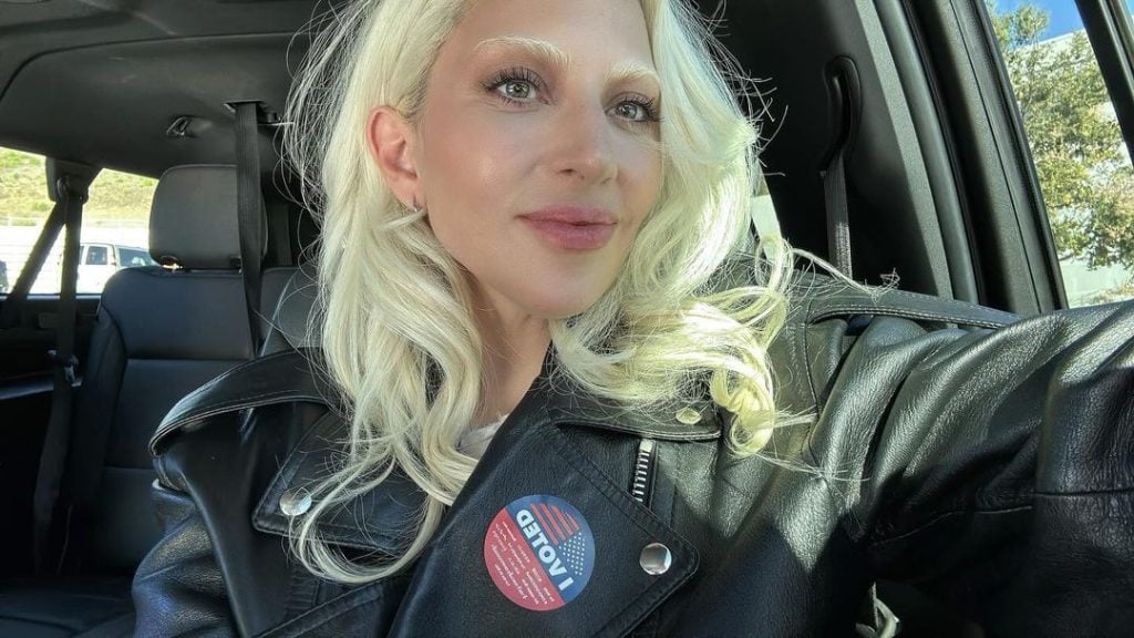 Lady Gaga vota em Kamala Harris