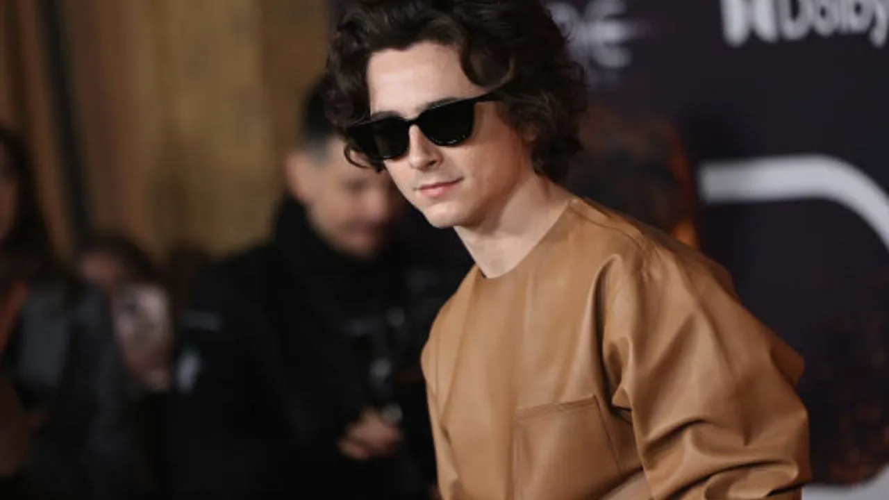 Timothée Chalamet comparece à estreia de "Duna: Parte Dois"