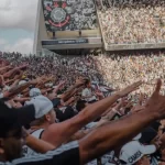 Torcida do Corinthians na Neo Química Arena