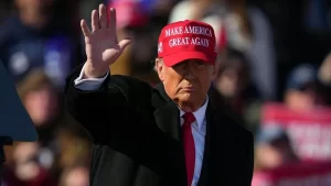 Processos contra Donald Trump são encerrados e presidente eleito comemora