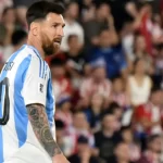 Messi reclama de Daronco após falta ignorada