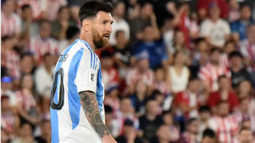 Messi reclama de Daronco após falta ignorada