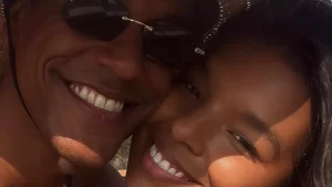 Depois de tornar o namoro público, Mell Muzzillo expressa todo seu carinho por Marcello Melo Jr.