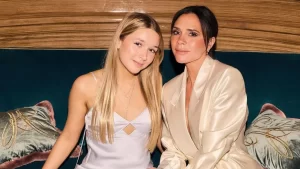 Filha de Victoria Beckham mostra talento com maquiagem