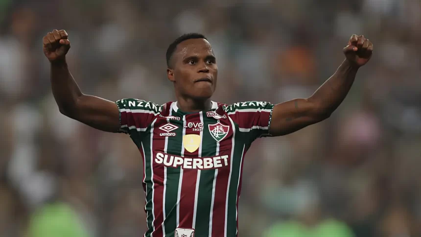 Cruzeiro estuda contratação de Jhon Arias, do Fluminense, para 2025