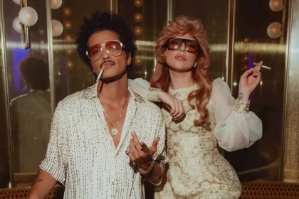 “Die With A Smile”, parceria da Bruno Mars e Lady Gaga, alcança marco histórico de streams