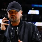 Leonardo DiCaprio enquanto assistia um jogo