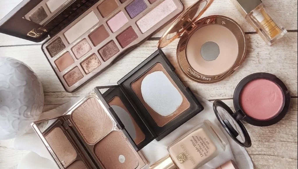 Trend do TikTok incentiva consumo consciente de produtos de beleza através da #ProjectPan 
