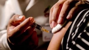 Após 5 anos da pandemia, OMS solicita que China compartilhe dados sobre Covid-19