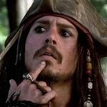 Johnny Depp como Capitão Jack Sparrow na franquia 'Piratas do Caribe'