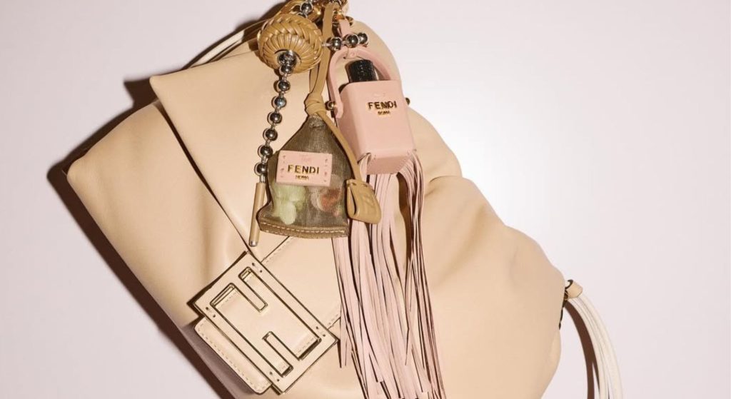 Ditando tendências: itens de beleza ganham status de acessórios da moda