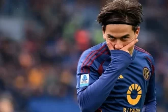 Paulo Dybala se destaca na Roma, enquanto rumores e propostas movimentam seu futuro no mercado