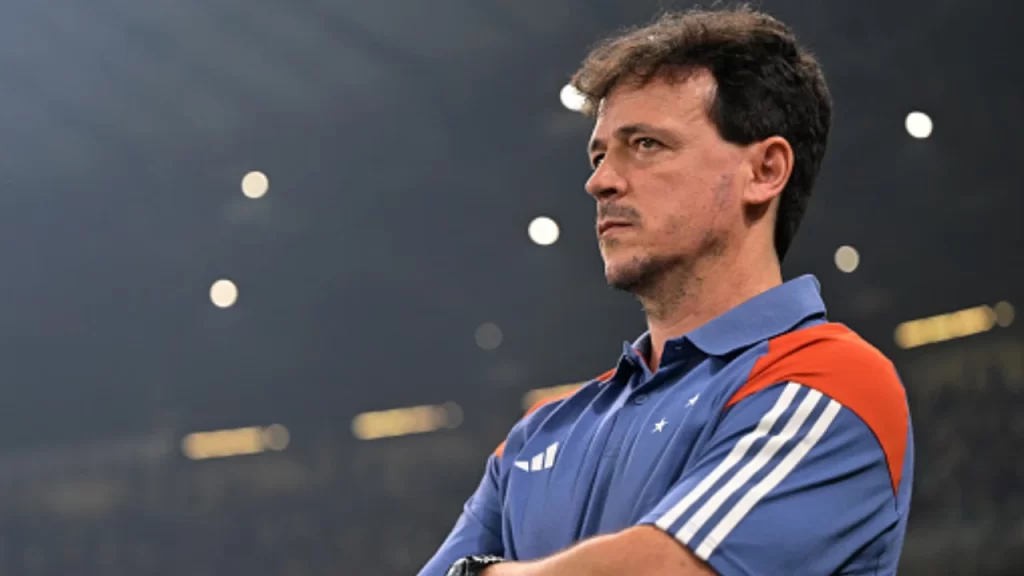 Diniz lamenta momento do Cruzeiro: “Piores resultados da minha carreira”