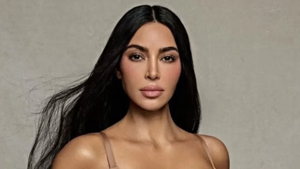 Kim Kardashian observa apelo dos fãs sobre o caso de Luigi Mangione