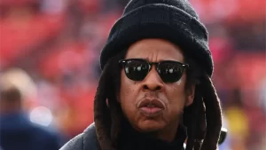 Jay-Z declara novamente que acusação de estupro é falsa