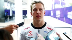 Red Bull confirma Liam Lawson como substituto de Pérez para 2025