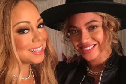 Mariah Carey (Esquerda) e Beyoncé (Direita), estrelas de show do intervalo no Christmas Gameday, em selfie tirada para o Instagram