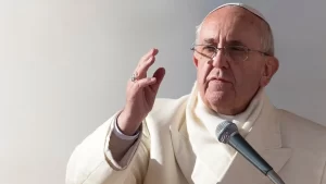 Papa Francisco afirma ter sido alvo de uma tentativa de atentado durante visita ao Iraque