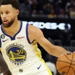 Curry faz mais uma jogada inesperada na NBA.