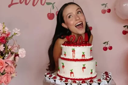 Larissa Manoela celebra seu aniversário de 24 anos