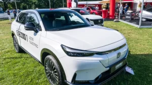 Honda e Nissan iniciam negociações para fusão e unem forças na competição global de veículos elétricos