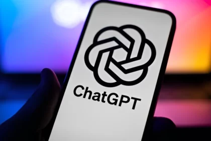 ChatGPT no telefone: novidade promete acessibilidade para quem não tem internet