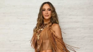 Claudia Leitte se manifesta, após acusações de racismo religioso