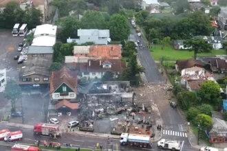 Comandante do Corpo de Bombeiros explica como ocorreu queda de avião em Gramado