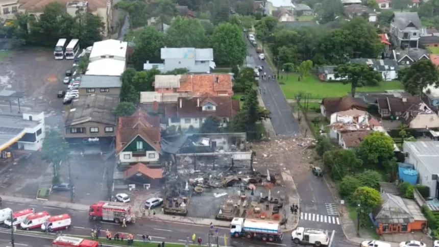 Comandante do Corpo de Bombeiros explica como ocorreu queda de avião em Gramado