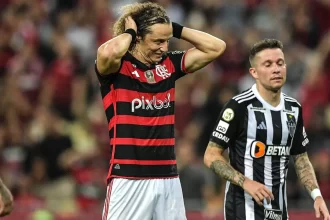 Foto Destaque: David Luiz não renovará contrato com o Flamengo. (Reprodução/AGIF/Thiago Ribeiro)