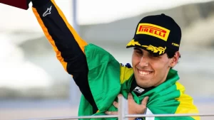 Gabriel Bortoleto pilota pela primeira vez o carro da Sauber