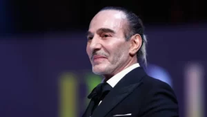 Após uma década de transformação, John Galliano deixa Maison Margiela