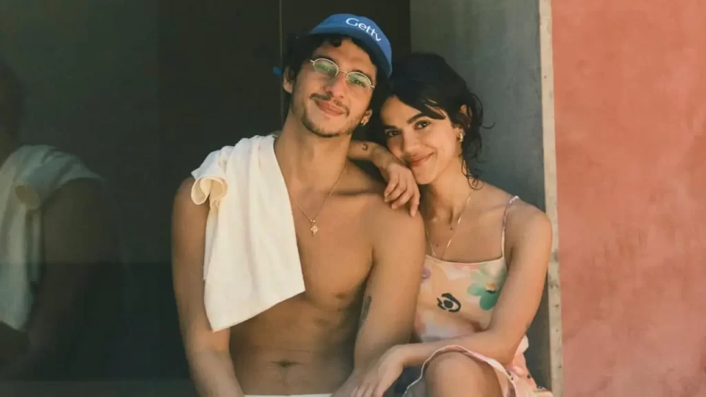 Manu Gavassi compartilha momentos em viagem com noivo