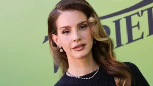 Lana Del Rey não sabia sobre trâmite de submeter seu trabalho ao Grammy