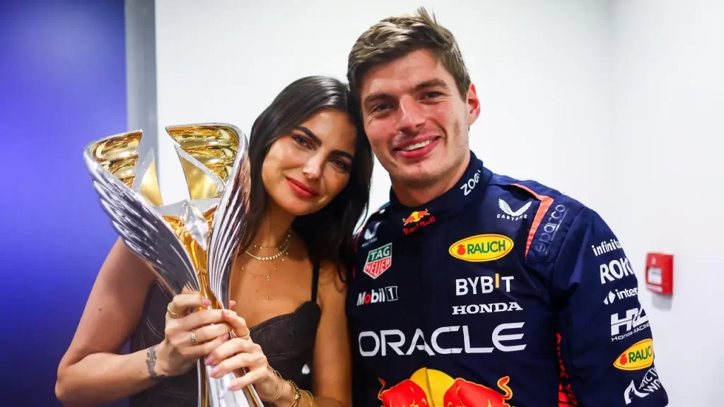 Dinastia no automobilismo: Max Verstappen e Kelly Piquet anunciam gravidez de primeiro filho