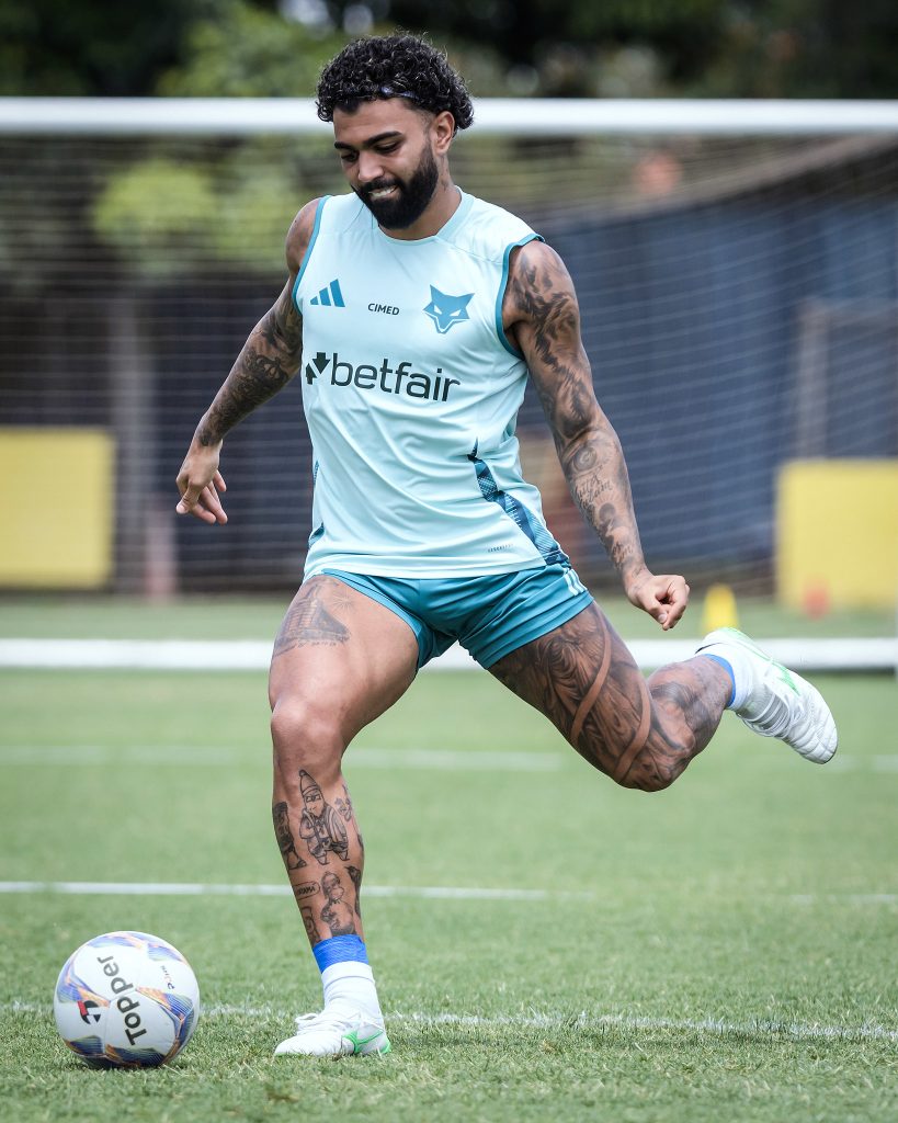 Gabigol treinando pelo Cruzeiro 