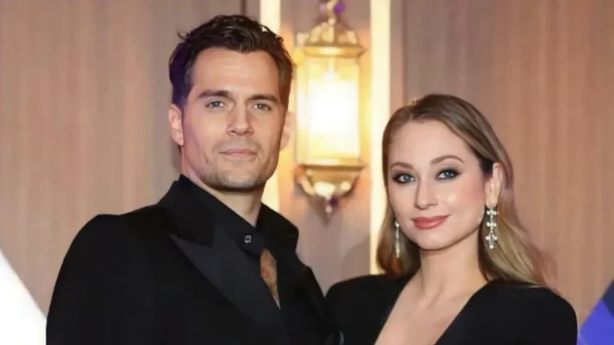 Henry Cavill e Natalie Viscuso no red carped