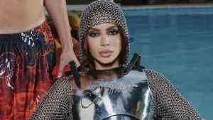 Anitta lança videoclipe de “Romeo”, nova música no estilo reggaeton