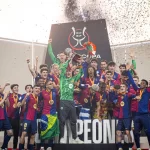 Em uma atuação dominante, o Barcelona atropelou o Real Madrid por 5 a 2 e conquistou a Supercopa da Espanha, mostrando eficiência e superioridade técnica ao longo dos 90 minutos